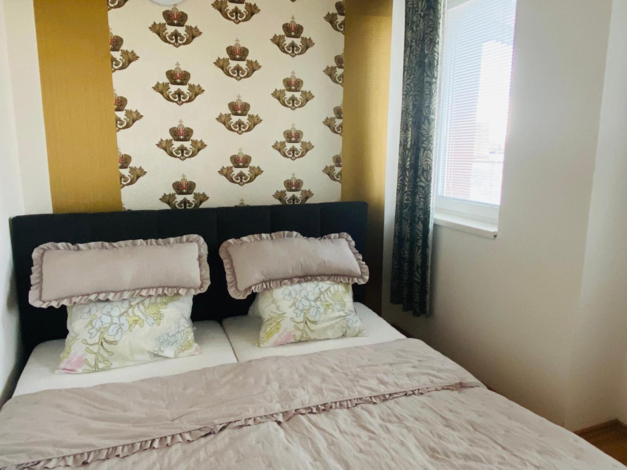 Chilli Apartment Братислава Екстериор снимка